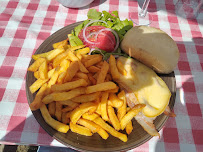 Plats et boissons du Restaurant LE MAD'IN MEUSE à Heudicourt-sous-les-Côtes - n°2