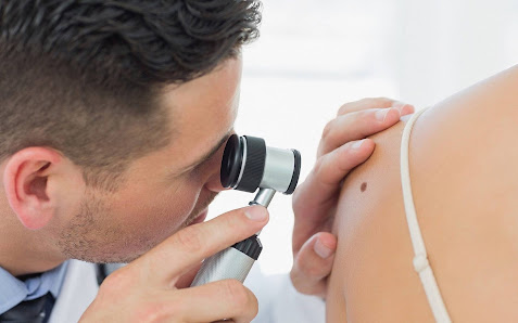 Complete Skin Solutions 1/287 Richardson Rd, Kawana QLD 4701, Australia