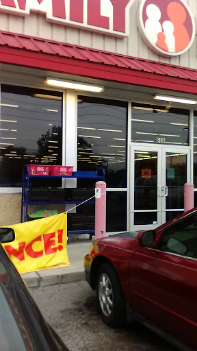 Dollar Store «FAMILY DOLLAR», reviews and photos, 600 Dundee Rd, Dundee, FL 33838, USA