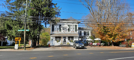 Grocery Store «Riverton General Store», reviews and photos, 2 Main St, Barkhamsted, CT 06063, USA