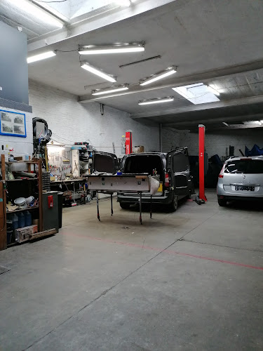 Beoordelingen van Attache remorque Vito in Luik - Motorzaak