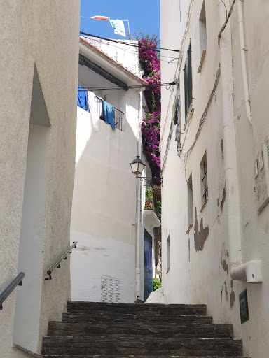 Perruqueria Nouestil en Cadaqués, Girona