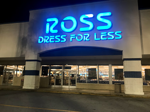 Clothing Store «Ross Dress for Less», reviews and photos, 20519 S Dixie Hwy, Cutler Bay, FL 33189, USA