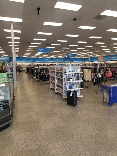 Clothing Store «Ross Dress for Less», reviews and photos, 415 South State Road 7, Hollywood, FL 33023, USA