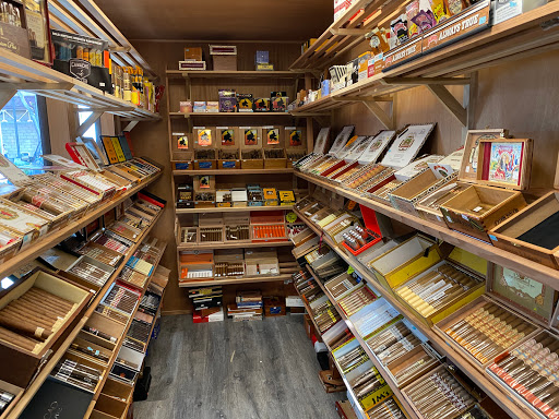 Cigar Shop «The Club Smoke Shop & gifts», reviews and photos, 3920-3 Broad St, San Luis Obispo, CA 93405, USA