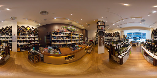 Liquor Store «The Corkery Wine & Spirits», reviews and photos, 15 Bridge St, New York, NY 10004, USA