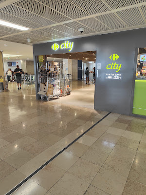 Carrefour City à Orly