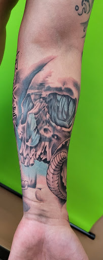 Tattoo Shop «Studio 77 Tattoos», reviews and photos, 5104 38th St, Indianapolis, IN 46254, USA