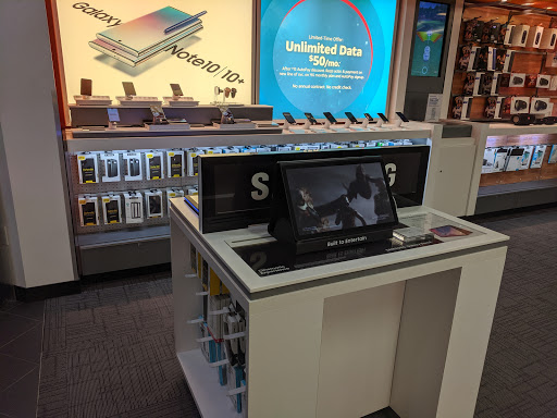 Cell Phone Store «AT&T», reviews and photos, 400 Commons Way #1355, Bridgewater, NJ 08807, USA