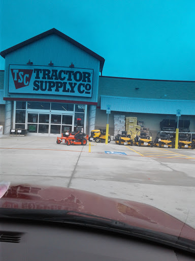 Home Improvement Store «Tractor Supply Co», reviews and photos, 1650 W Princeton Dr, Princeton, TX 75407, USA