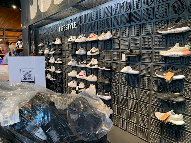 Beoordelingen van Nike Store Antwerpen in Antwerpen - Sportwinkel