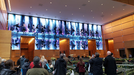 Shopping Mall «The Market and Shops at Comcast Center», reviews and photos, 1701 John F Kennedy Blvd #300, Philadelphia, PA 19103, USA