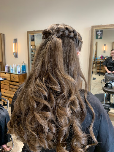 Beauty Salon «Artizan Salon», reviews and photos, 21430 SW Langer Farms Pkwy #152, Sherwood, OR 97140, USA