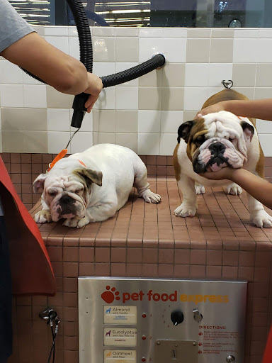 Pet Supply Store «Pet Food Express», reviews and photos, 320 S Lake Ave, Pasadena, CA 91101, USA