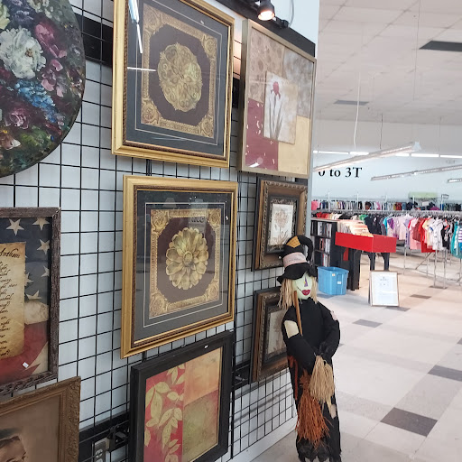 Thrift Store «The Salvation Army Family Store & Donation Center», reviews and photos