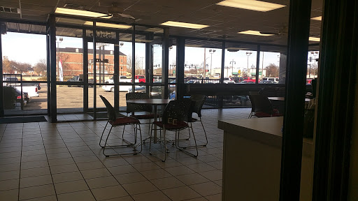 Used Car Dealer «Elite Auto Sales», reviews and photos, 5505 E Kellogg Dr, Wichita, KS 67218, USA