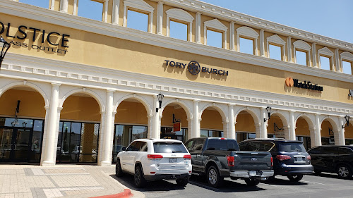 Tory Burch Outlet - Women's clothing store in San Marcos, United States |  