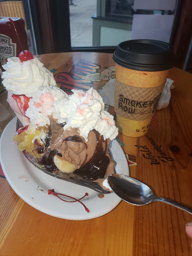 Coffee Shop «Smokey Row», reviews and photos, 109 S Market St, Oskaloosa, IA 52577, USA