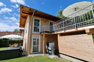 Alpina Sonnen-Appartements mit XL-Sonnen-Terrassen & Königscard direkt in Füssen / Allgäu image