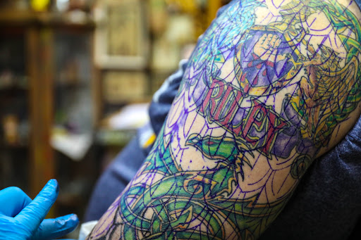 Tattoo Shop «111 arts gallery tattoo shop», reviews and photos, 111 E Main St, Muncie, IN 47305, USA