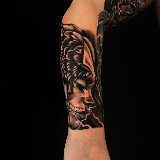 Explore ac dc tattoo ideas, creative tattoo ideas in Las Vegas, available at Skin Design Tattoo Las Vegas Caesars Palace
