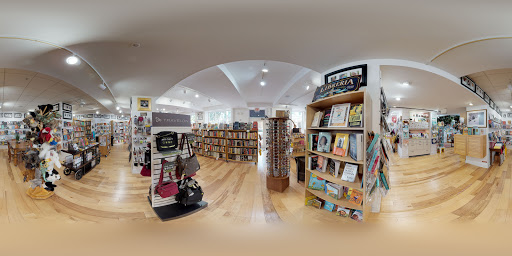 Book Store «Bookstore1Sarasota», reviews and photos, 12 S Palm Ave, Sarasota, FL 34236, USA
