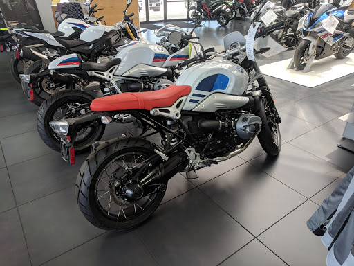 BMW Motorcycle Dealer «BMW Motorcycles Southeast Michigan», reviews and photos, 14855 Sheldon Rd, Plymouth, MI 48170, USA