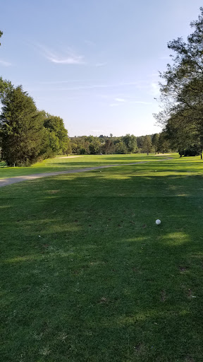 Golf Course «Willow Hollow Golf Course», reviews and photos, 619 Prison Rd, Leesport, PA 19533, USA