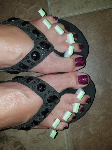 Shopping Mall «Frederick Shopping Center», reviews and photos, 1305 W 7th St, Frederick, MD 21702, USA