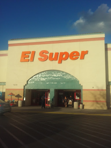 Grocery Store «El Super», reviews and photos, 9710 Woodman Ave, Pacoima, CA 91331, USA