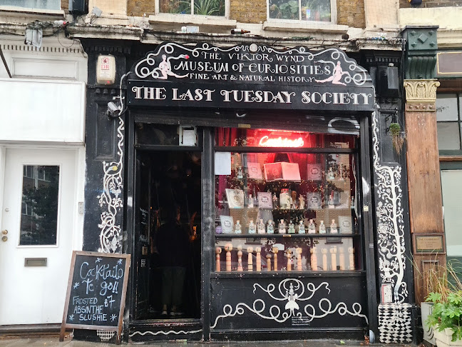 Reviews of The Viktor Wynd Museum of Curiosities, Fine Art & UnNatural History in London - Museum