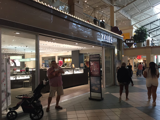 Jewelry Store «Zales - The Diamond Store», reviews and photos, 172 Easton Station, Columbus, OH 43219, USA