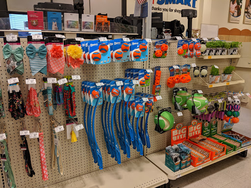 Pet Supply Store «PetSmart», reviews and photos, 2477 Naglee Rd, Tracy, CA 95304, USA