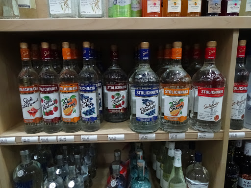 Liquor Store «Canton Crossing Wine & Spirits», reviews and photos, 3831 Boston St, Baltimore, MD 21224, USA