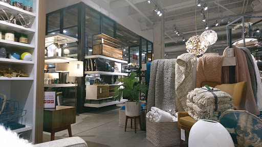Furniture Store «west elm», reviews and photos, 248 E Colorado Blvd, Pasadena, CA 91101, USA