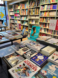 Bibliothèque du Restaurant La Galerne à Le Havre - n°16