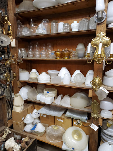 Architectural Salvage Store «Earthwise Architectural Salvage», reviews and photos, 628 E 60th St, Tacoma, WA 98404, USA