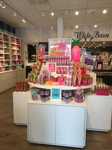Bath & Body Works, 10385 Dixie Hwy, Louisville, KY 40272, USA, 