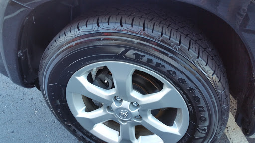 Used Car Dealer «Slone Automotive», reviews and photos, 950 E Lewis and Clark Pkwy, Clarksville, IN 47129, USA