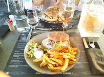 Hamburger du Restaurant français La Carpe d'Or à Le Quesnoy - n°2