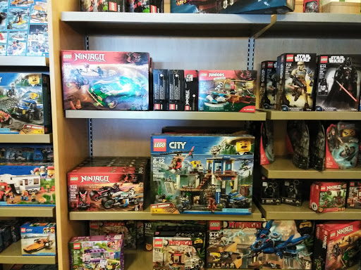 Book Store «Barnes & Noble», reviews and photos, 102 Commons Dr, Geneva, IL 60134, USA