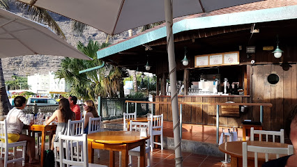 Restaurante Playa Mont - Av. Taburiente, 2, 38779 Tazacorte, Santa Cruz de Tenerife, Spain