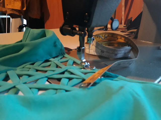 Sewing Seams Clothing Alteration &Repairs - Palmerston North