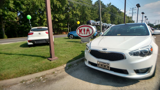 Car Dealer «Williamsburg Chrysler Jeep Dodge Ram Kia», reviews and photos, 3012 Richmond Rd, Williamsburg, VA 23185, USA