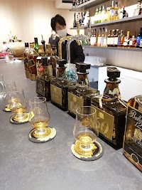 お酒の美術館 羽田イノベーションシティ店