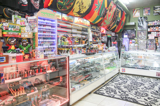 Tobacco Shop «Keep Sake Smoke Shop», reviews and photos, 253 W Yosemite Ave, Manteca, CA 95336, USA