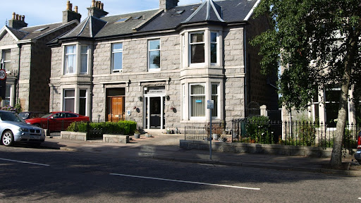 Vaila® Guest House - Aberdeen