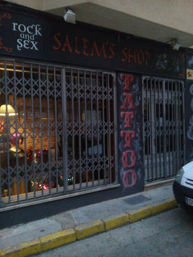 Salem's Shop