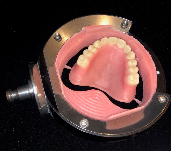 Venus Denture Clinic - Dentist