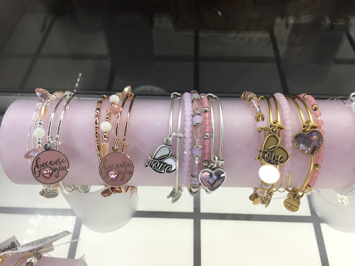 Jeweler «The Jewelry Center», reviews and photos, 7477 W Layton Ave, Milwaukee, WI 53220, USA